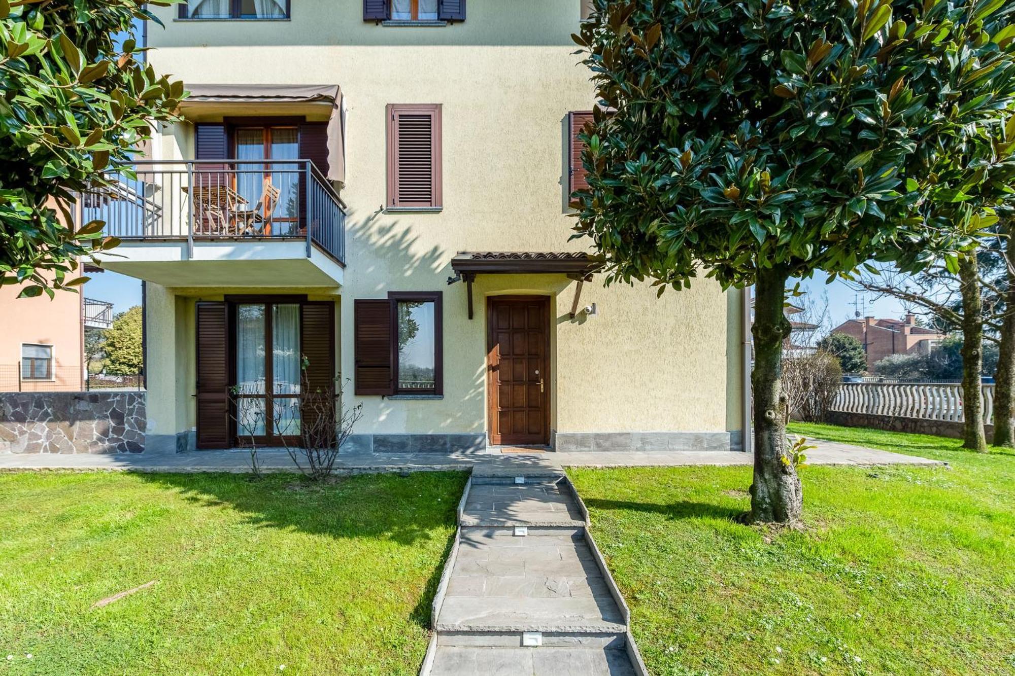 Apartamento Casa Delle Magnolie Cassina de' Pecchi Exterior foto